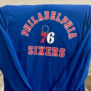 ‘47 Brand Men’s Large Philadelphia 76’ers LS shirt